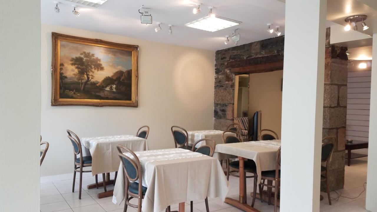 Appart'Hotel De La Mairie Morlaix Bagian luar foto
