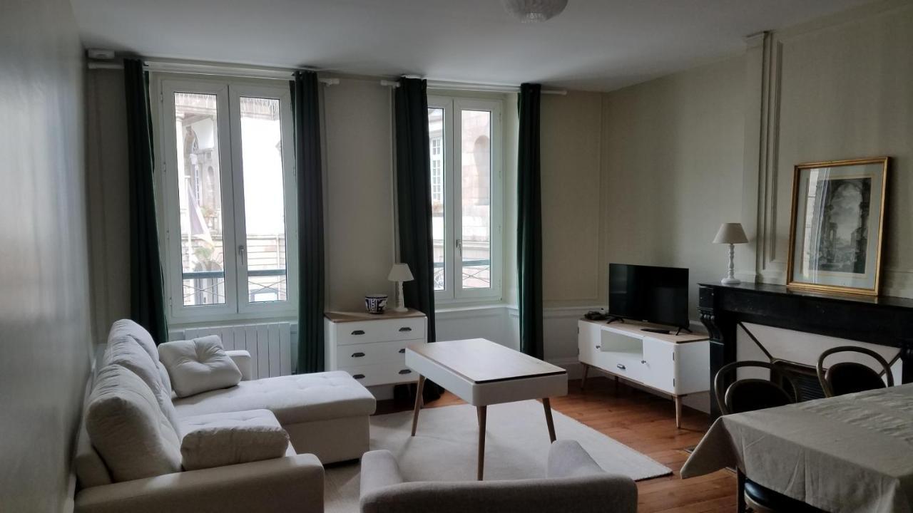 Appart'Hotel De La Mairie Morlaix Bagian luar foto
