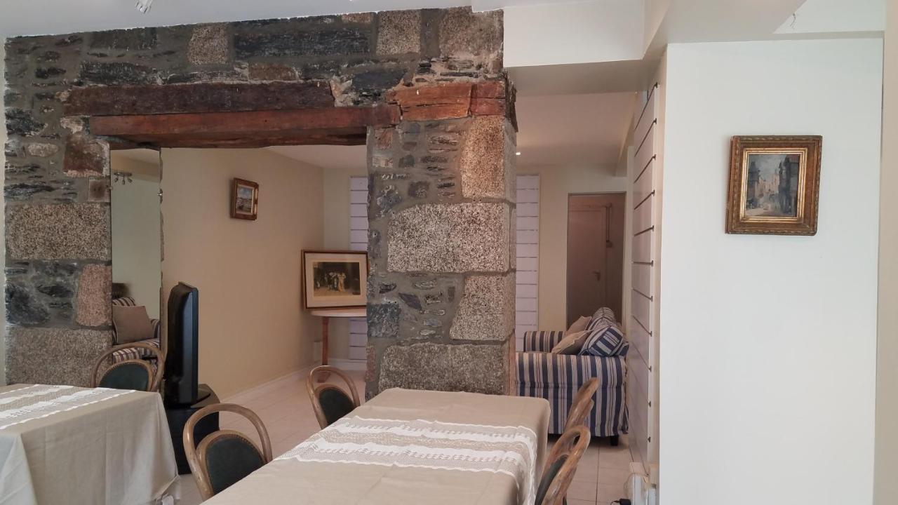 Appart'Hotel De La Mairie Morlaix Bagian luar foto