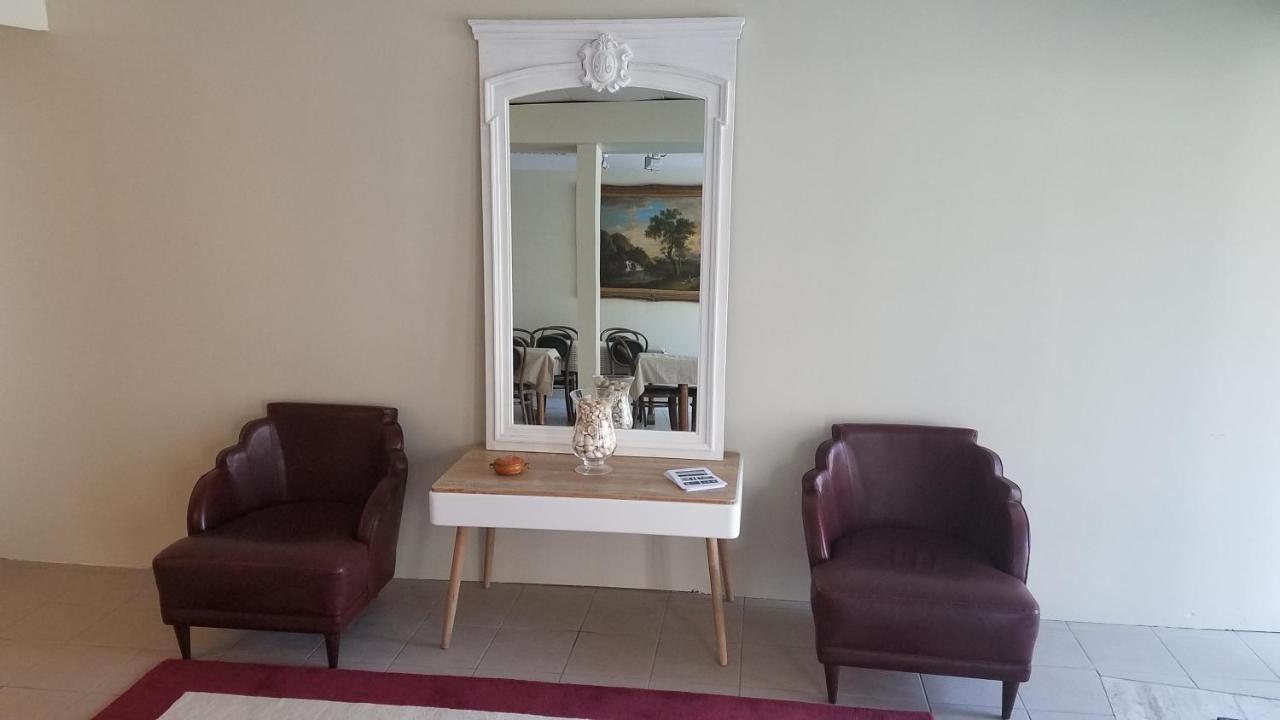 Appart'Hotel De La Mairie Morlaix Bagian luar foto